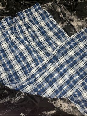 Hanes Blue and White Plaid pajama pants L/G nwot